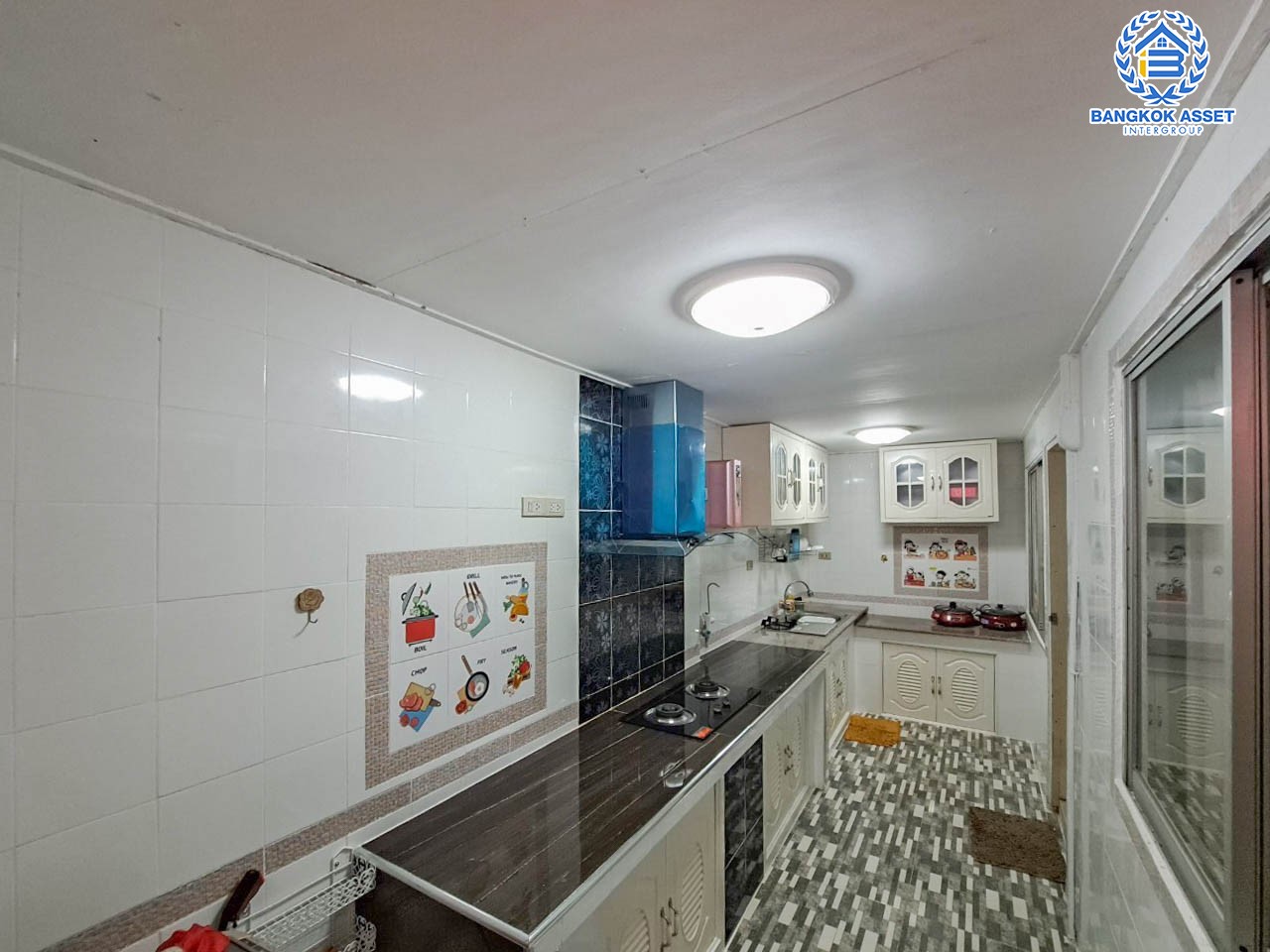 *****ทาวน์เฮ้าส์มือสอง ย่านสมุทรสาคร ม.วิเศษสุขนคร สีฟ้า พระราม2 หลังมุม ติดสวนสาธารณะ เนื้อที่มากถึง 27.9 ตร.ว. ฟังก์ชันจัดเต็มถึง 4 ห้องนอน 2 ห้องน้ำ ต่อเติมเต็มทั้งหลัง พร้อมเข้าอยู่ บนทำเลเยี่ยม เชื่อมต่อถ.พระราม 2, ถ.เอกชัย ใกล้โลตัส, เซ็นทรัลพระราม 2 และทางด่วน "ดาวคะนอง"